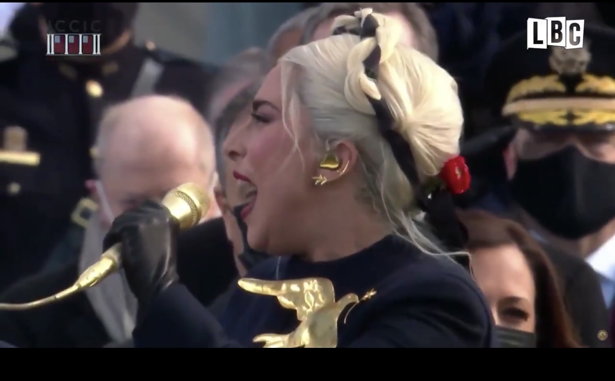 Lady Gaga Singing The National Anthem